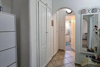 Apartament cu 2 camere decomandat în Decebal - 6