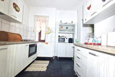 Casa in Loc. Frumuseni, teren 2524mp, fs.36,44 ml - 2