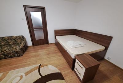 Garsonieră decomandată, mobilată în Tei - 2