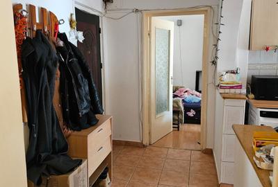 Apartament cu 3 camere decomandat în Răcădău - 8