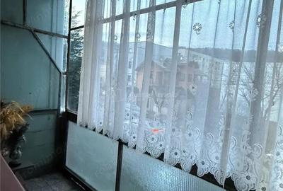 Apartament cu 2 camere decomandat în Grigorescu