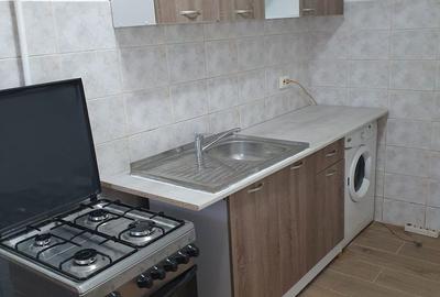 Garsonieră decomandată în Exterior Vest