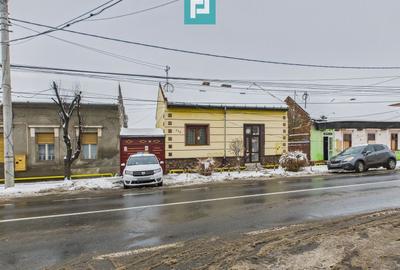 Casă cu 4 camere în zona Parneava - 16