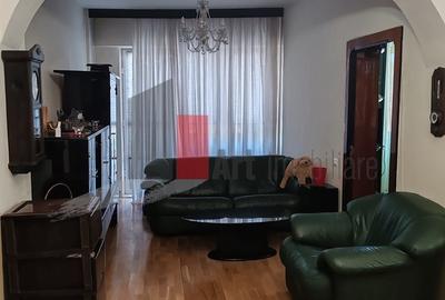 Vasile Lascar apartament 4 camere cu centrala Vasile Lascar apartament 4 camere cu centrala - 6