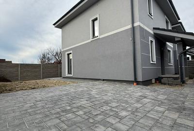 Casă cu 3 camere cu Teren 250 Mp în Giroc - 3