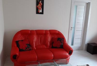 Apartament 3 camere situat in zona Lama