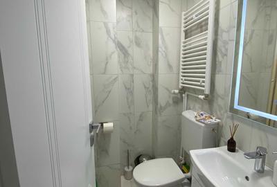 Apartament cu 3 camere decomandat în Exterior Vest - 2