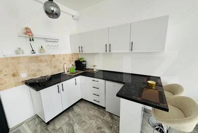 Garsonieră decomandată în Central - 3