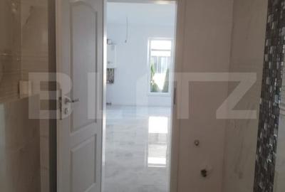 Apartament cu 3 camere decomandat, mobilat în Tractorul - 5