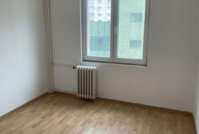 Apartament cu 3 camere decomandat în Central - 3
