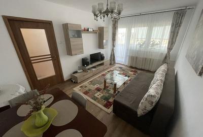 Apartament cu 3 camere decomandat în Far - 8