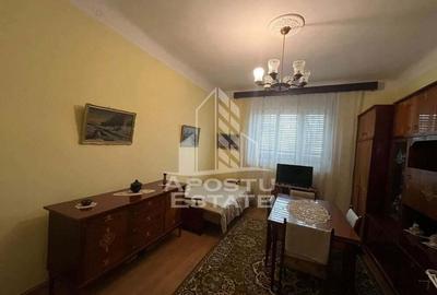 Casa cu 3 camere, curte comuna, posibilitate mansardare, zona Crisan - 3