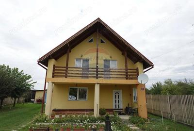 Casa / Vila cu 4 camere de vanzare Catalina - 18