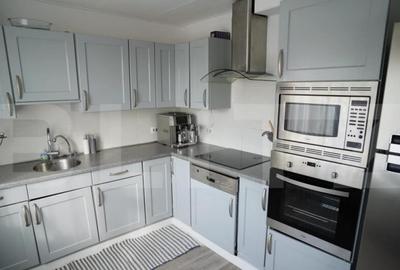 Casa de vanzare cu piscina Casa de vanzare cu piscina - 3