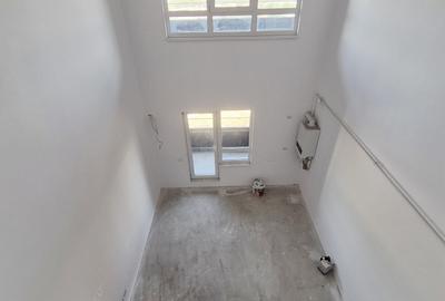 Penthouse cu 3 camere decomandat în Tomis Nord - 3