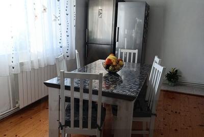 Casă cu 3 camere cu Teren 200 Mp în Central - 4