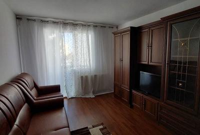 Apartament cu 2 camere decomandat în Calea București - 2