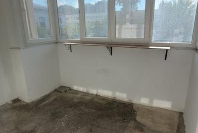 Apartament cu 3 camere decomandat în Mihai Bravu - 4