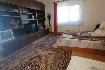 Casă individuală cu 4 camere cu Teren 2500 Mp în Lazu - 2