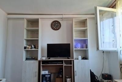 Garsonieră decomandată, mobilată în Frumoasa