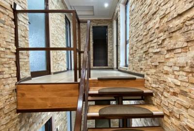 Casă cu 7 camere cu Canalizare în Pache Protopopescu - 13