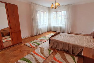 Casă cu 4 camere cu Canalizare în Mărăști - 9