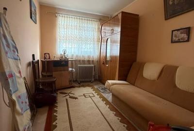 Apartament cu 2 camere decomandat în Micro 19 - 5