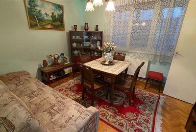 FILM 3D!Refugiu urban,decomandat, farmec autentic,balcon spatios,Dambu Petros, T - 18