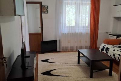 Garsonieră decomandată în Central - 4