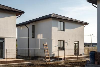 Casa de vânzare p+1 - 4