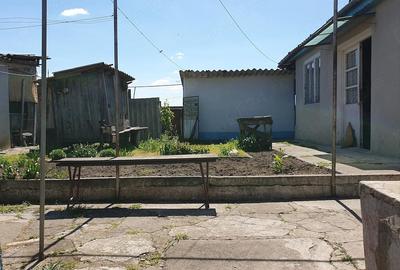 Casă cu Teren 1853 Mp în Sarichioi - 2