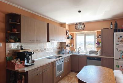 Apartament cu 4 camere decomandat în Dacia - 5