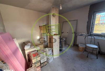 Casă cu 1 camere cu Teren 521 Mp în Ghercești