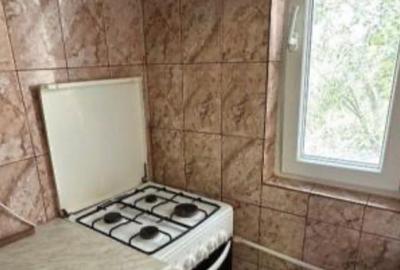 Închiriem garsonieră zona  Energia mobilată utilată  21 mp - 3