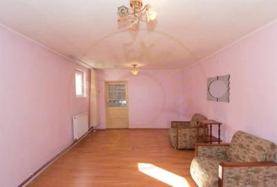 Casă cu 2 camere cu Canalizare în Central - 2