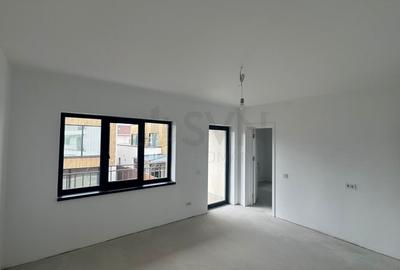Casă individuală cu 6 camere cu Teren 270 Mp în Pipera