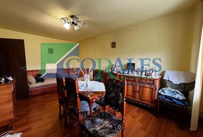Apartament cu 3 camere decomandat, mobilat în Aradului - 1