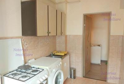 Garsonieră decomandată în Central - 7