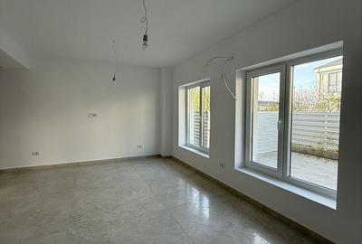 Duplex cu 5 camere cu Canalizare în 1 Decembrie 1918 - 1