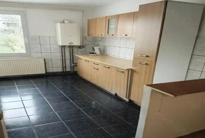 Apartament 4 camere, decomandat - zona Tractorul - 7