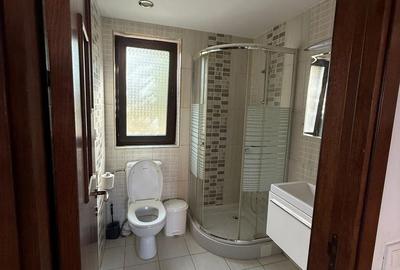 Casă cu 5 camere cu Teren 400 Mp în Blejoi - 2