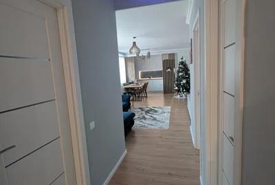 Apartament cu 3 camere semidecomandat, mobilat în Florești - 2