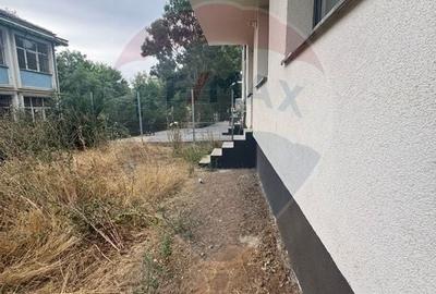 2 camere + curte, bloc nou, zona centrala - 10