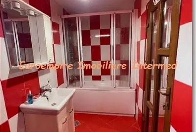 Casă cu 3 camere cu Teren 1000 Mp în Brătianu - 7