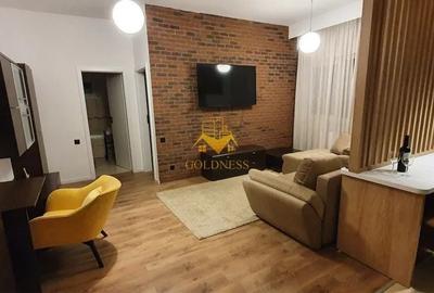Apartament cu 2 camere semidecomandat, mobilat în Central