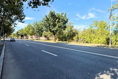 Apartament cu 3 camere decomandat în Băneasa - 3