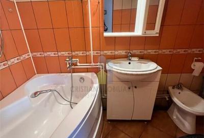 Calarasi-Bariera 2 cam 55mp etaj 2 conf 1 Decomandat Mobila - 10