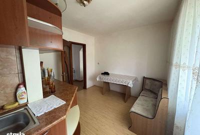 Apartament cu 3 camere decomandat în Central - 17