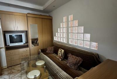 Apartament cu 2 camere decomandat, mobilat în Cetate - 4