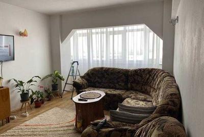 Apartament cu 3 camere semidecomandat în Central - 4